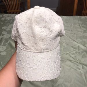 WHITE LACE FREE PRESS BASEBALL HAT